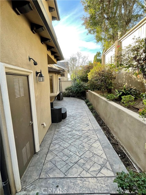 2017 Huntington Lane, Redondo Beach, California 90278, 4 Bedrooms Bedrooms, ,3 BathroomsBathrooms,Residential,Sold,Huntington,OC21000762