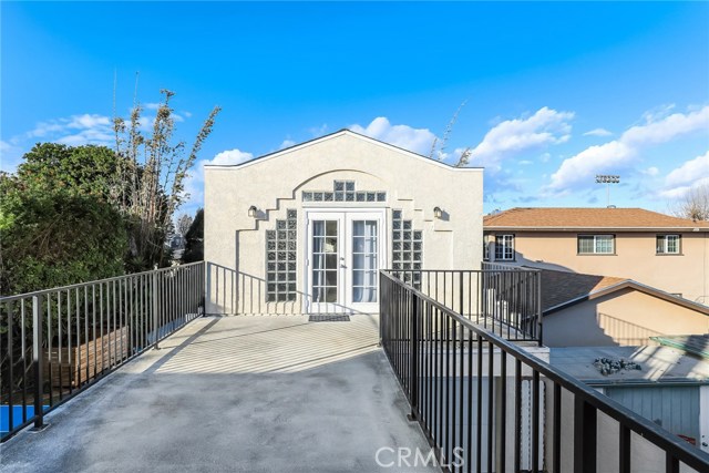 2121 Plant Avenue, Redondo Beach, California 90278, 4 Bedrooms Bedrooms, ,1 BathroomBathrooms,Residential,Sold,Plant,SB21007789