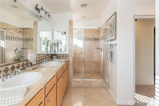 317 Garnet Street, Redondo Beach, California 90277, 4 Bedrooms Bedrooms, ,2 BathroomsBathrooms,Residential,Sold,Garnet,SB20020819