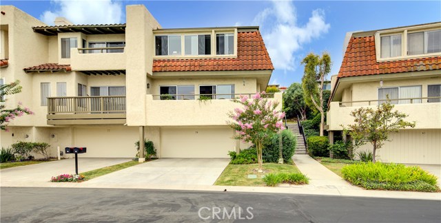 79 Aspen Way, Rolling Hills Estates, California 90274, 2 Bedrooms Bedrooms, ,2 BathroomsBathrooms,Residential,Sold,Aspen,SB18216474