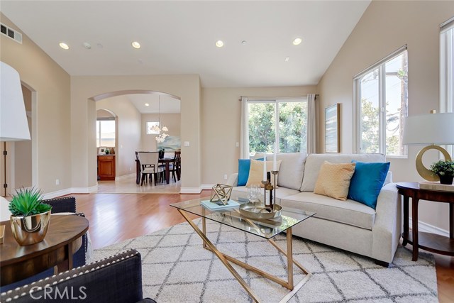 2210 Mathews Avenue, Redondo Beach, California 90278, 3 Bedrooms Bedrooms, ,2 BathroomsBathrooms,Residential,Sold,Mathews,SB19170590