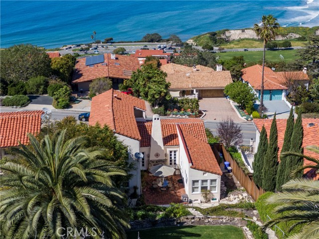 624 Via Del Monte, Palos Verdes Estates, California 90274, 5 Bedrooms Bedrooms, ,2 BathroomsBathrooms,Residential,Sold,Via Del Monte,PV19216741