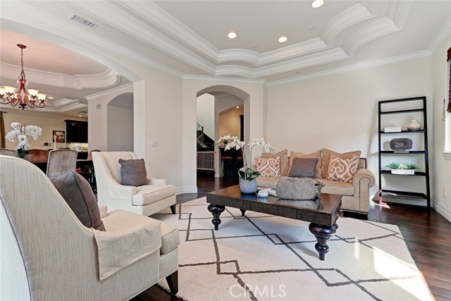 523 Lucia Avenue, Redondo Beach, California 90277, 4 Bedrooms Bedrooms, ,4 BathroomsBathrooms,Residential,Sold,Lucia,SB17150006