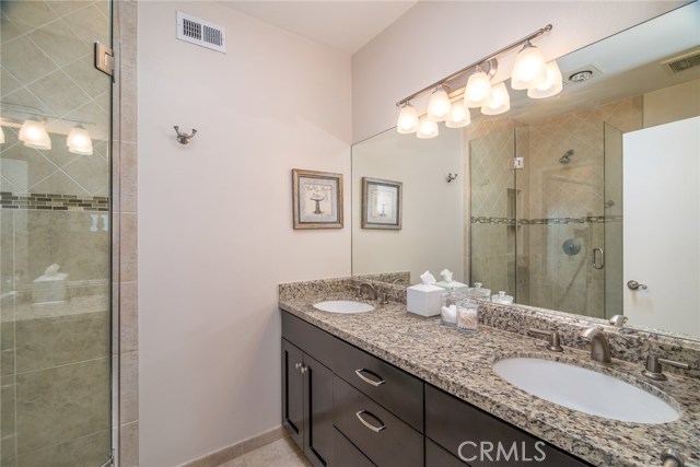 2000 Voorhees Avenue, Redondo Beach, California 90278, 3 Bedrooms Bedrooms, ,3 BathroomsBathrooms,Residential,Sold,Voorhees,SB20247328
