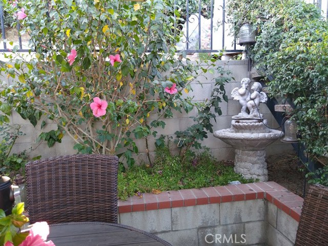 2 Bed Home for Sale in Los Angeles, California