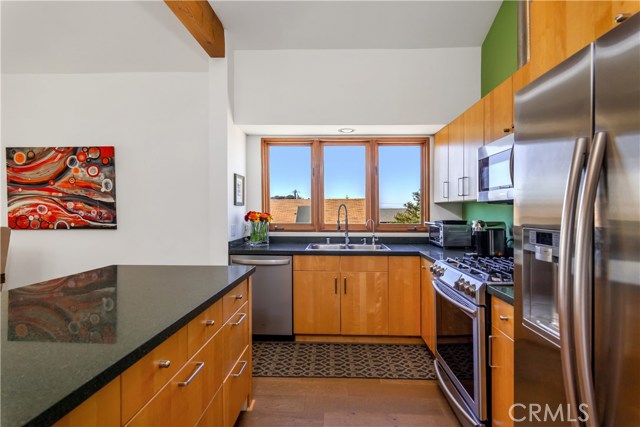 1218 Harper Avenue, Redondo Beach, California 90278, 3 Bedrooms Bedrooms, ,2 BathroomsBathrooms,Residential,Sold,Harper,SB19234397