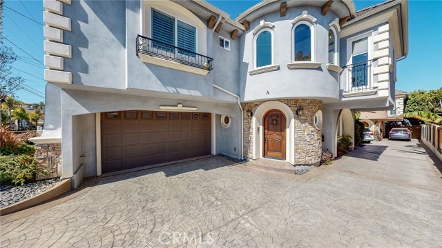 1905 Speyer Lane, Redondo Beach, California 90278, 4 Bedrooms Bedrooms, ,4 BathroomsBathrooms,Residential,Sold,Speyer,WS21040158