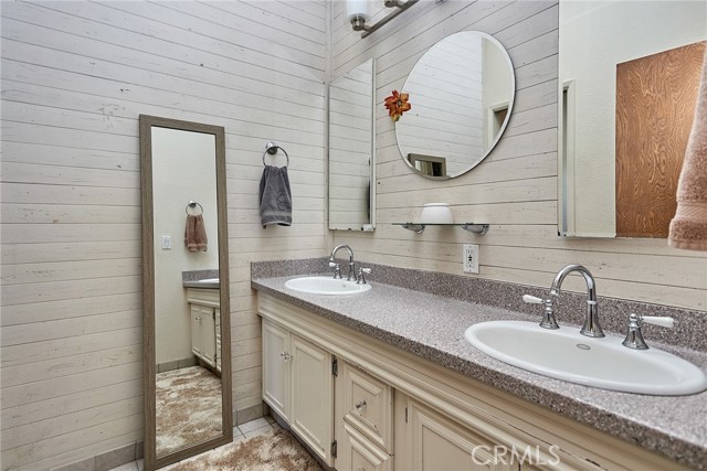1334 12th Street, Manhattan Beach, California 90266, 2 Bedrooms Bedrooms, ,2 BathroomsBathrooms,Residential,Sold,12th,SB21023330