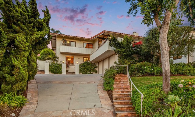 1908 Via Estudillo, Palos Verdes Estates, California 90274, 5 Bedrooms Bedrooms, ,4 BathroomsBathrooms,Residential,Sold,Via Estudillo,PV19246110