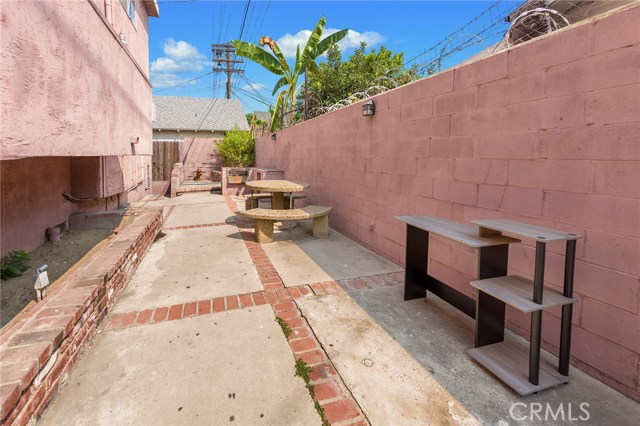  Income Home for Sale in Los Angeles, California