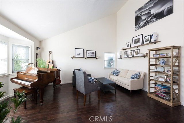 2001 Ernest Avenue, Redondo Beach, California 90278, 4 Bedrooms Bedrooms, ,1 BathroomBathrooms,Residential,Sold,Ernest,SB18238314