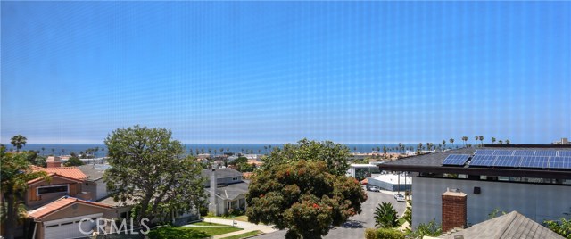 321 Avenue F, Redondo Beach, California 90277, 3 Bedrooms Bedrooms, ,2 BathroomsBathrooms,Residential,Sold,Avenue F,SB19136354