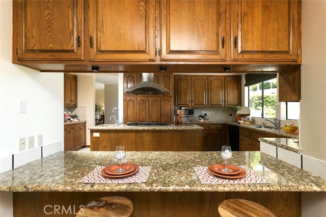 Breakfast bar.