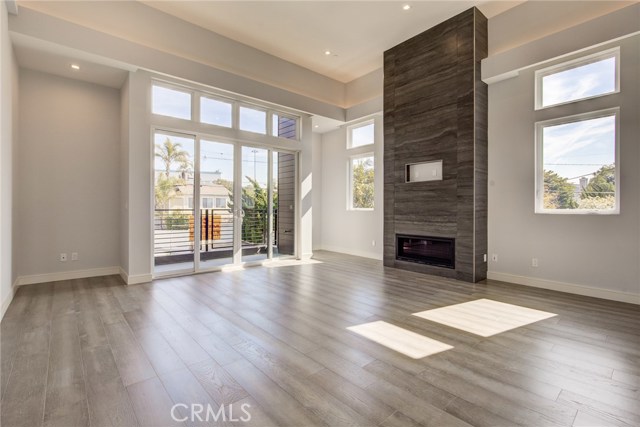 1011 Spencer Street, Redondo Beach, California 90277, 4 Bedrooms Bedrooms, ,3 BathroomsBathrooms,Residential,Sold,Spencer,PV20031489