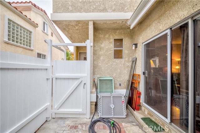 2721 Rockefeller Lane, Redondo Beach, California 90278, 3 Bedrooms Bedrooms, ,1 BathroomBathrooms,Residential,Sold,Rockefeller,SB21048049