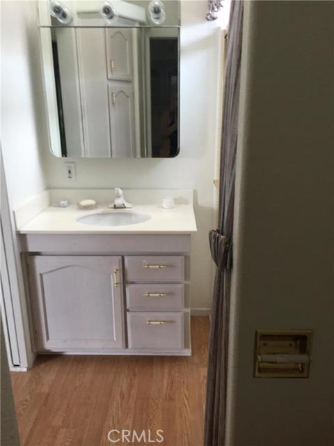 70205 Dillon Rd #15, Desert Hot Springs, CA 92241-