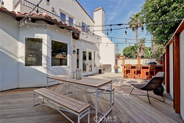 3524 Laurel Avenue, Manhattan Beach, California 90266, 5 Bedrooms Bedrooms, ,2 BathroomsBathrooms,Residential,Sold,Laurel,SB17280201