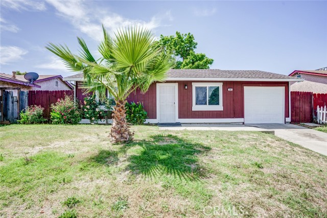 Detail Gallery Image 1 of 1 For 54 W Swallow St, Merced,  CA 95341 - 3 Beds | 1 Baths