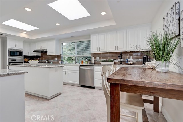 411 Avenue F, Redondo Beach, California 90277, 5 Bedrooms Bedrooms, ,4 BathroomsBathrooms,Residential,Sold,Avenue F,SB20102967