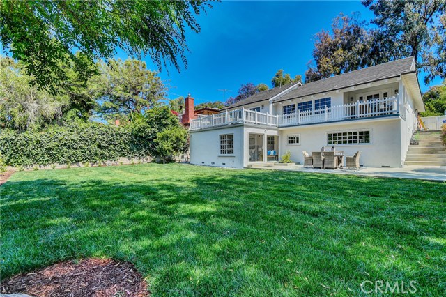 4024 Via Pavion, Palos Verdes Estates, California 90274, 4 Bedrooms Bedrooms, ,3 BathroomsBathrooms,Residential,Sold,Via Pavion,PV20113338