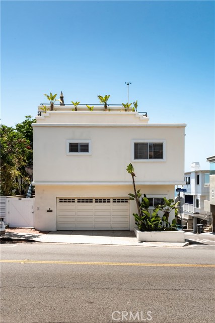 1909 Highland Avenue, Manhattan Beach, California 90266, 2 Bedrooms Bedrooms, ,2 BathroomsBathrooms,Residential,Sold,Highland,SB20120901