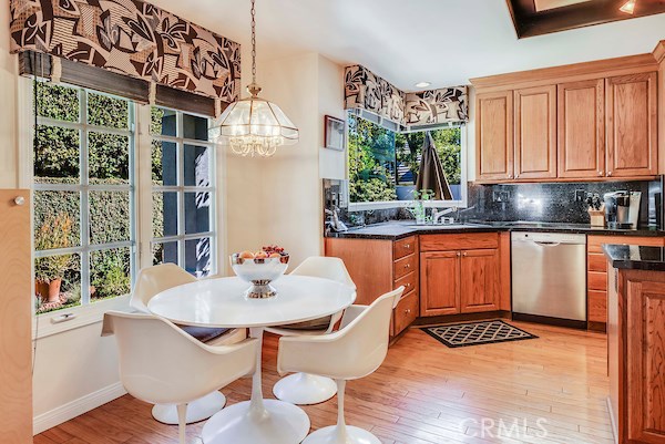 32 Hillcrest Meadows, Rolling Hills Estates, California 90274, 4 Bedrooms Bedrooms, ,3 BathroomsBathrooms,Residential,Sold,Hillcrest Meadows,PV19151102
