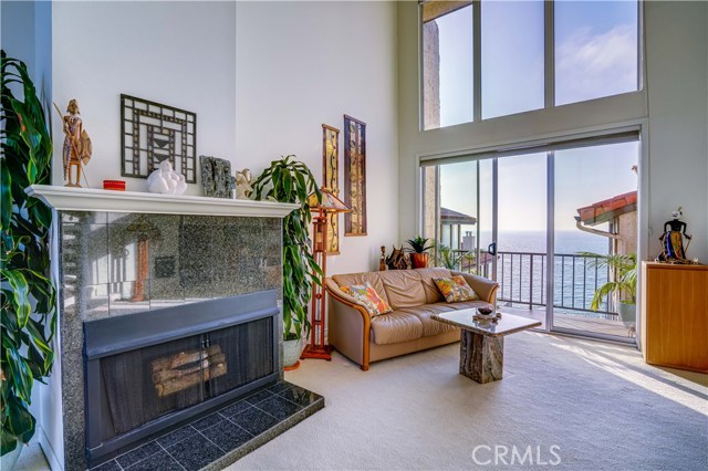 535 Esplanade, Redondo Beach, California 90277, 3 Bedrooms Bedrooms, ,Residential,Sold,Esplanade,SB20234312