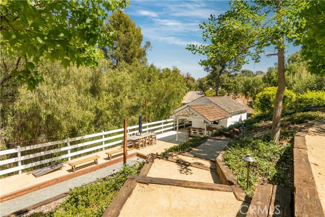 1 Williamsburg Lane, Rolling Hills, California 90274, 5 Bedrooms Bedrooms, ,4 BathroomsBathrooms,Residential,Sold,Williamsburg,PV21095185