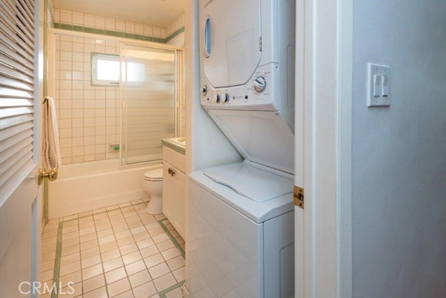 3201 Laurel Avenue, Manhattan Beach, California 90266, 3 Bedrooms Bedrooms, ,2 BathroomsBathrooms,Residential,Sold,Laurel,SB21135859