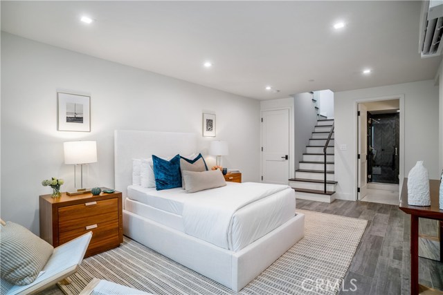 301 20th Street, Manhattan Beach, California 90266, 4 Bedrooms Bedrooms, ,5 BathroomsBathrooms,Residential,Sold,20th,SB19211056