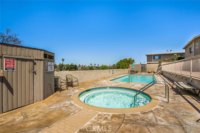 519 Meyer Lane, Redondo Beach, California 90278, 2 Bedrooms Bedrooms, ,2 BathroomsBathrooms,Residential,Sold,Meyer,SB18087270