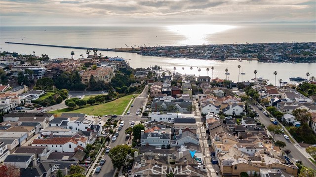 Photo of 439 Begonia Avenue, Corona del Mar, CA 92625
