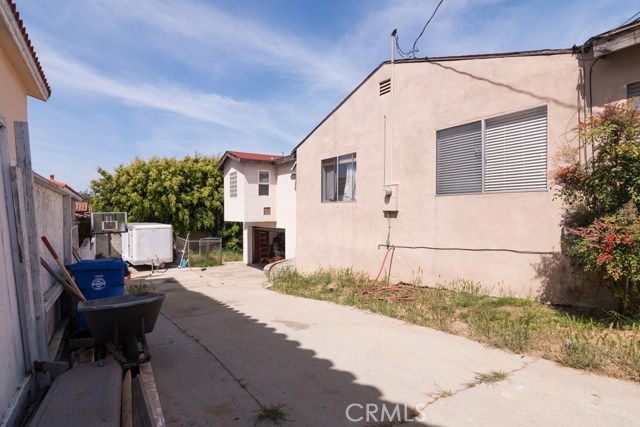 1931 Voorhees Avenue, Redondo Beach, California 90278, 4 Bedrooms Bedrooms, ,2 BathroomsBathrooms,Residential,Sold,Voorhees,SB17090969