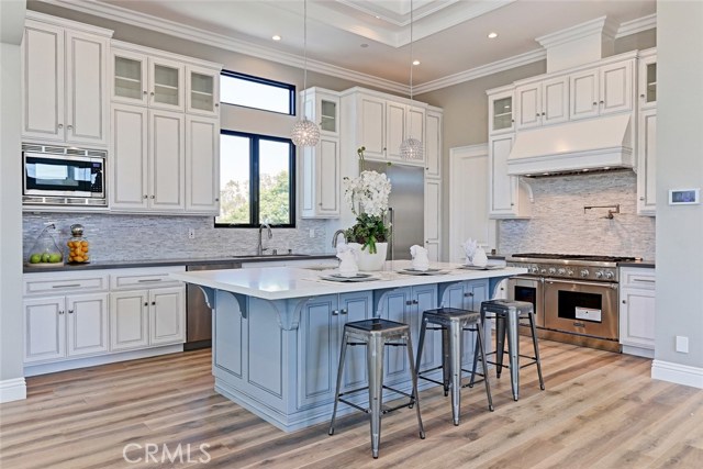 404 Lucia, Redondo Beach, California 90277, 4 Bedrooms Bedrooms, ,3 BathroomsBathrooms,Residential,Sold,Lucia,SB17221767