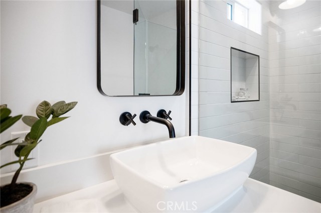2420 Robinson Street, Redondo Beach, California 90278, 3 Bedrooms Bedrooms, ,1 BathroomBathrooms,Residential,Sold,Robinson,SB20208092