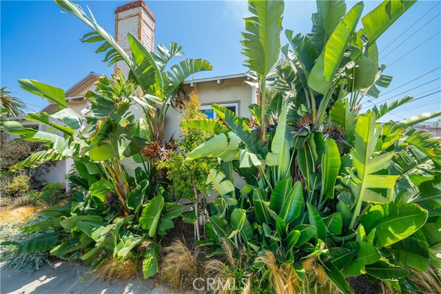 1001 8th Place, Hermosa Beach, California 90254, 3 Bedrooms Bedrooms, ,1 BathroomBathrooms,Residential,Sold,8th,SB18207949