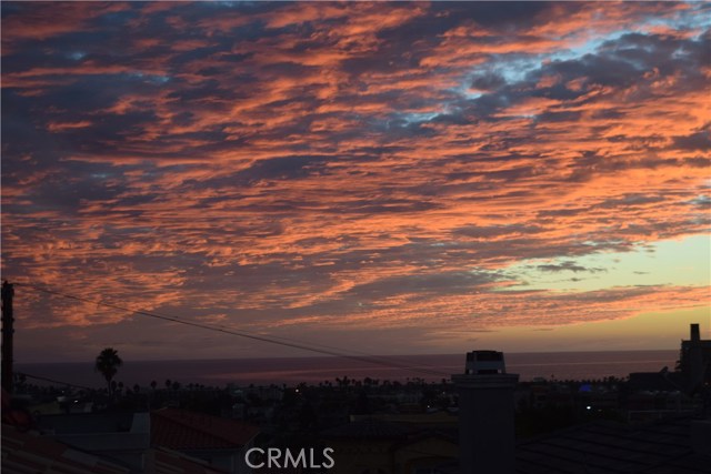 720 Lucia Avenue, Redondo Beach, California 90277, 5 Bedrooms Bedrooms, ,3 BathroomsBathrooms,Residential,Sold,Lucia,SB17080801