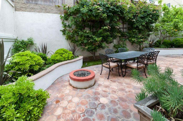 619 Broadway, Redondo Beach, California 90277, 3 Bedrooms Bedrooms, ,2 BathroomsBathrooms,Residential,Sold,Broadway,SB17102336