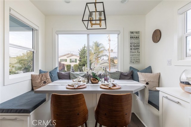 1012 Avenue C, Redondo Beach, California 90277, 4 Bedrooms Bedrooms, ,2 BathroomsBathrooms,Residential,Sold,Avenue C,SB19263287