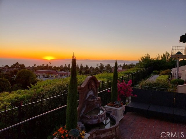 28107 Ridgepoint Court, Rancho Palos Verdes, California 90275, 3 Bedrooms Bedrooms, ,3 BathroomsBathrooms,Residential,Sold,Ridgepoint,PV20189407