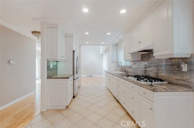 Kitchen / Dining Area - 2nd Floor