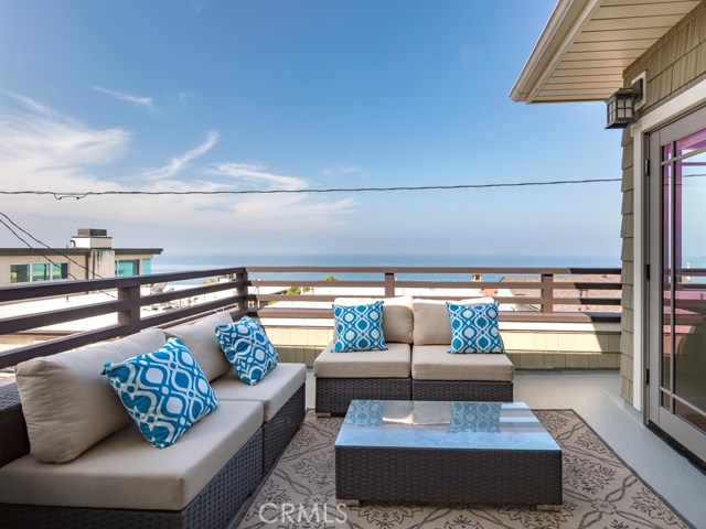 2816 Crest Drive, Manhattan Beach, California 90266, 3 Bedrooms Bedrooms, ,2 BathroomsBathrooms,Residential,Sold,Crest,SB18126407