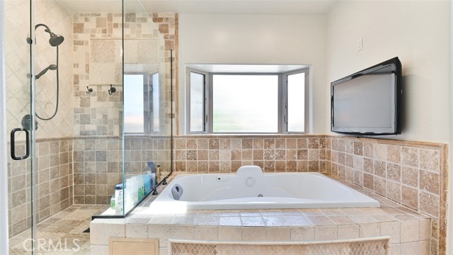 2002 Bataan Road, Redondo Beach, California 90278, 5 Bedrooms Bedrooms, ,3 BathroomsBathrooms,Residential,Sold,Bataan,CV21108513