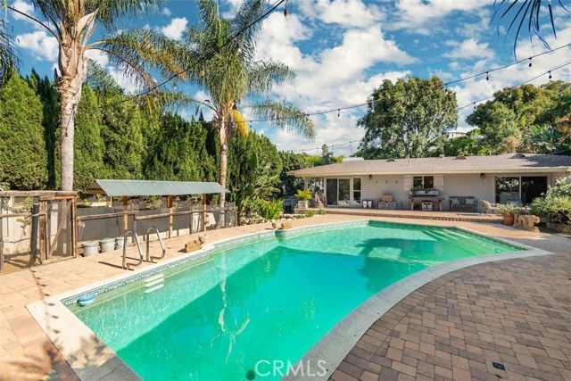 17 Seahurst Road, Rolling Hills Estates, California 90274, 5 Bedrooms Bedrooms, ,5 BathroomsBathrooms,Residential,Sold,Seahurst,PV20141601