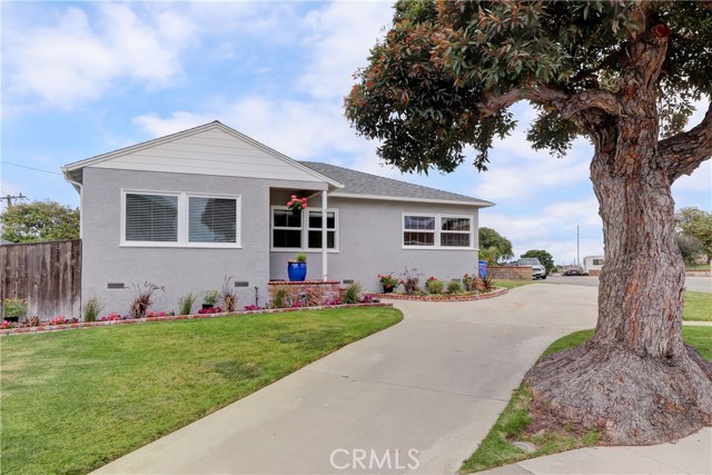 3000 Blaisdell Avenue, Redondo Beach, California 90278, 3 Bedrooms Bedrooms, ,1 BathroomBathrooms,Residential,Sold,Blaisdell,SB19150841