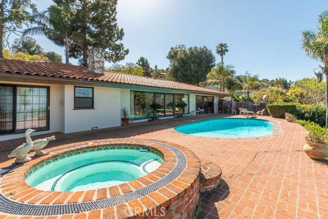 14 Harbor Sight Drive, Rolling Hills Estates, California 90274, 5 Bedrooms Bedrooms, ,4 BathroomsBathrooms,Residential,Sold,Harbor Sight,SB21149207