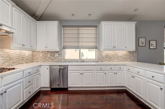 2619 Carnegie Lane, Redondo Beach, California 90278, 3 Bedrooms Bedrooms, ,2 BathroomsBathrooms,Residential,Sold,Carnegie,PV20221187