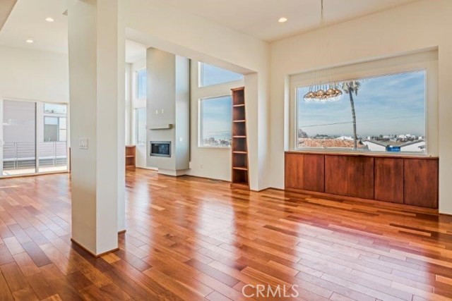 1014 Garnet Street, Redondo Beach, California 90277, 4 Bedrooms Bedrooms, ,3 BathroomsBathrooms,Residential,Sold,Garnet,OC17261734