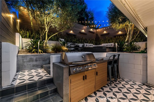 516 24th Street, Hermosa Beach, California 90254, 2 Bedrooms Bedrooms, ,1 BathroomBathrooms,Residential,Sold,24th,SB20201077
