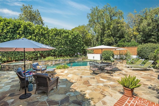 11 Dapplegray Lane, Rolling Hills Estates, California 90274, 3 Bedrooms Bedrooms, ,1 BathroomBathrooms,Residential,Sold,Dapplegray,PV21163306